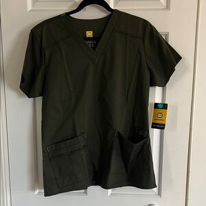 NWT WonderWink Olive Green Scrub Top